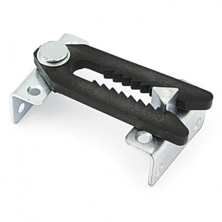 ENGANCHE DENTADO ADDO. HIERRO-PLÁSTICO. ZINCADO-NEGRO. FIJACIÓN ATORNILLADA. PLACAS EN ESCUADRA