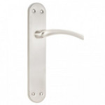 MANILLA DE ALUMINIO EN COLOR NIQUEL SATINADO. MEDIDA 241X45 MM. MODELO FAUS