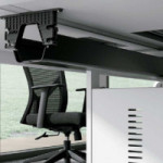 PASACABLE HORIZONTAL. PLÁSTICO ABS. BAJO ENCIMERA. BLANCO. 4 TORNILLOS