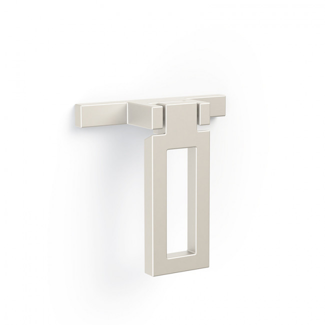 TIRADOR RECTANGULAR BELISA. ZAMAK. NÍQUEL. DISTANCIA ENTRE AGUJEROS 16MM. 61 X 61 MM