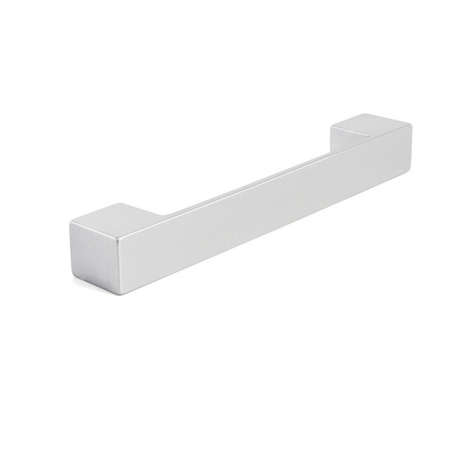 TIRADOR DE MUEBLE TITAN. / . DISTANCIA