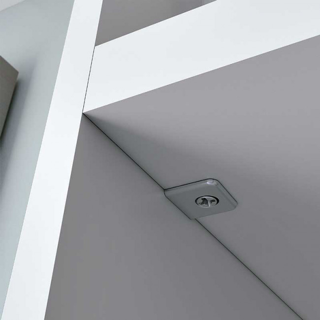 SOPORTES DE UNIÓN PARA ESTANTES EXCÉNTRICOS. CON ENCLAVAMIENTO. CAZOLETA EMBUTIDA. UNIÓN ESTRUCTURAL - ITALIANA FERRAMEN