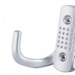 PERCHA COLGADOR DOBLE BRAZO DE ZAMAK PARA PARED
