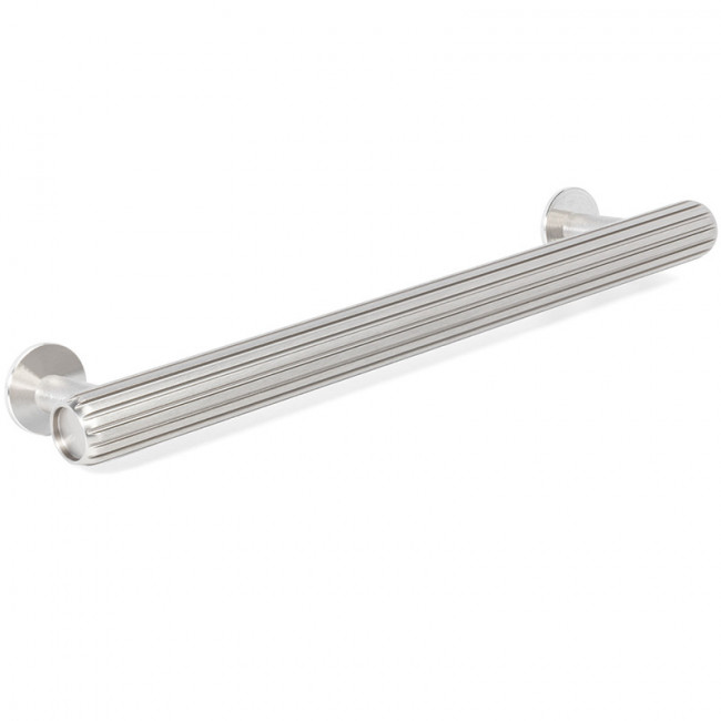 TIRADOR DE ALUMINIO RILLE T. MONTAJE FRONTAL. EFECTO INOX. LATÓN OSCURO CEPILLADO. NEGRO CEPILLADO. DISTANCIA ENTRE AGUJ
