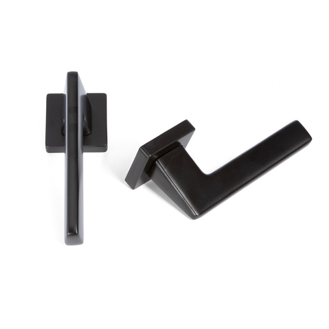 ROSETA ZETTA. ZAMAK. NEGRO MATE. M6...