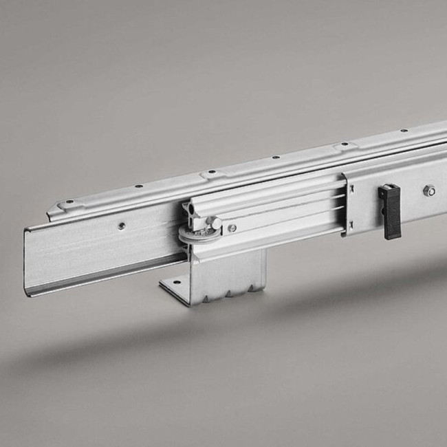 GUÍA MESA EXTENSIBLE KOMBI ALTURA 47MM. BIDIRECCIONAL. CON FRENO. APERTURA CENTRAL. LONGITUD 580MM
