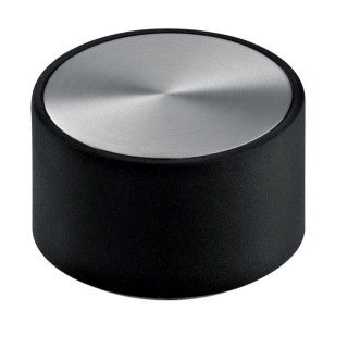 PASADOR DE SUELO IN.17.604. ACERO INOXIDABLE EN 1.4301. INOX SATINADO / NEGRO MATE. DIÁMETRO 50MM. CIERRE DE SEGURIDAD. 2
