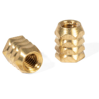 TUERCA DE EMBUTIR HEXAGONAL. LATÓN. PARA MADERA. ROSCA M4. D6X8MM