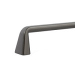 TIRADOR DE MUEBLE GINO. ZAMAK. DISTANCIA ENTRE AGUJEROS 160-224MM - GIUSTI