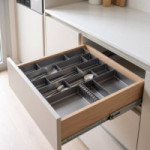 CUBERTERO MODULAR. ALUMINIO. ANTRACITA. PARA CAJÓN. ORGANIZACIÓN INTERIOR. ANCHURA MÁXIMA 450MM