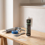 MASILLA ACRÍLICA. PINTABLE. BLANCO. 310 ML. EN 15651-1. F-EXT-INT