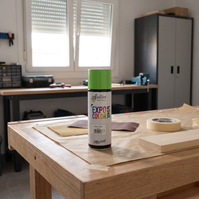 SPRAY DE PINTURA. NEGRO MATE. AEROSOL. 200 ML. INTERIOR Y EXTERIOR. RENDIMIENTO 0,9-1,1M² - FELTON