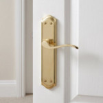 MANILLA ALUMINIO NOLA 203 256X49 ORO SATINA