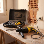 MARTILLO PERFORADOR SDS-PLUS SFMEH200K-QS. 750 W. CON CABLE. PLÁSTICO TÉCNICO. MALETÍN RÍGIDO - STANLEY